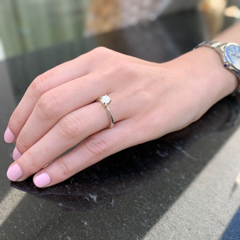 Anillo Compromiso Oro 10k Love Brillante.