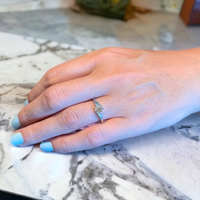 Anillo Compromiso Oro 14k Con Esmeralda Y Rubies