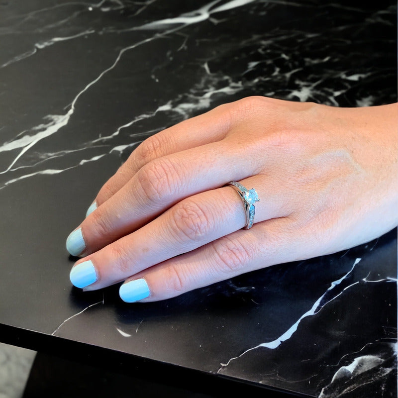 Anillo Compromiso Oro 18k Diamante Creado Certificado Igi Jn