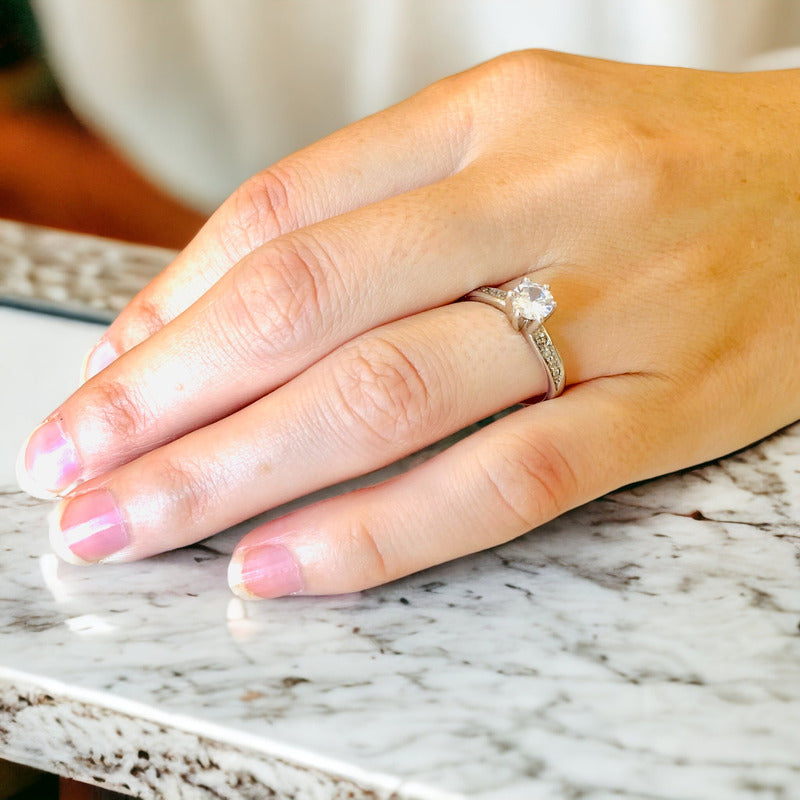 Anillo Compromiso Oro 10k Con Moissanita Certificado Dama