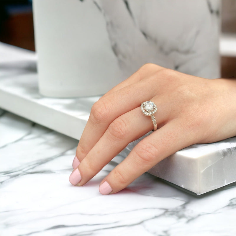 Anillo De Compromiso Oro 10k Moissanita 1.00ct Halo Vermij