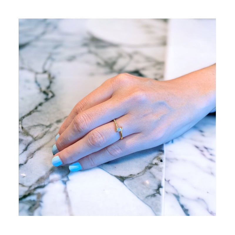 Anillo De Compromiso Oro Blanco 10k Brillante Ruso Salme