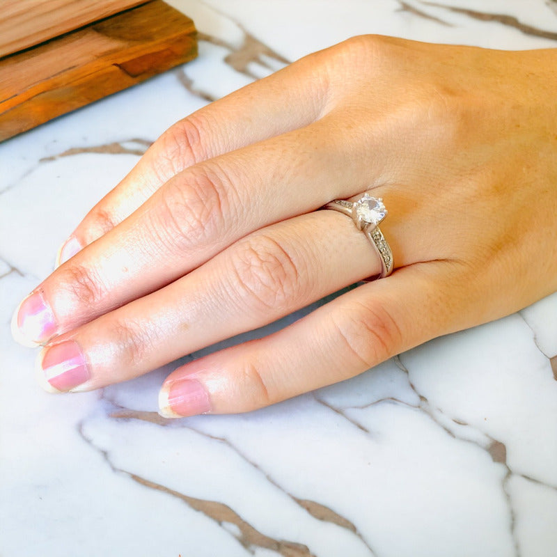 Anillo Compromiso Oro 14k Moissanita 0.80ct Corte Diamante F
